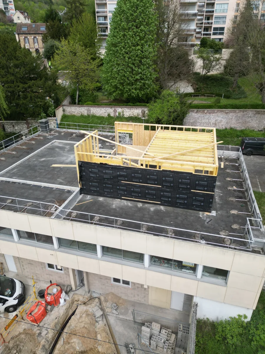 Surélévation d'un immeuble à Rouen — Immeuble · Rouen
